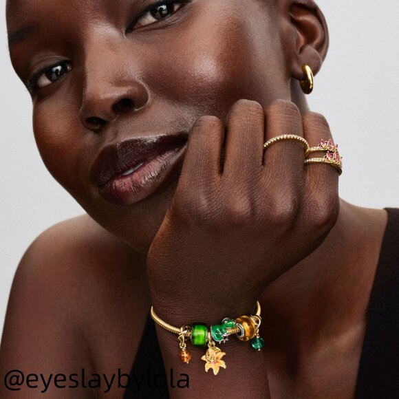 Pandora Disney Tangled Sundrop Flower Glow-in-the-dark Charm - Picture 4 of 5